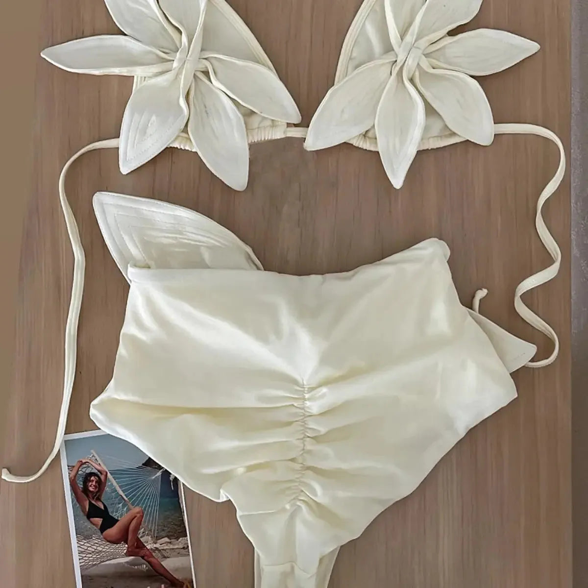 Biquini-Feminino-Flora-Branco-Elegante-5