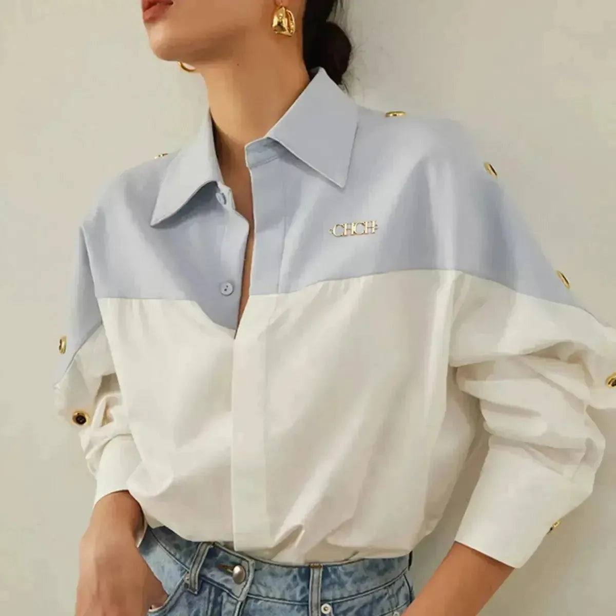 Blusa-Manga-Longa-Feminina-Casual-Branca-e-Azul-3