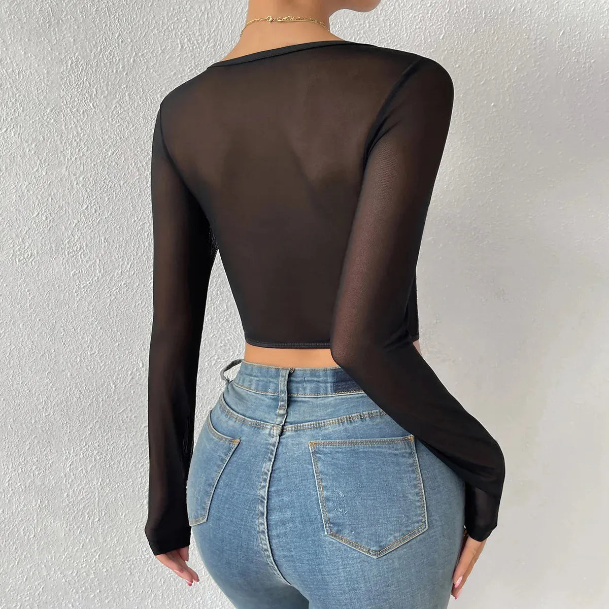 Blusa-Manga-Longa-Feminina-de-Renda-Preta-3