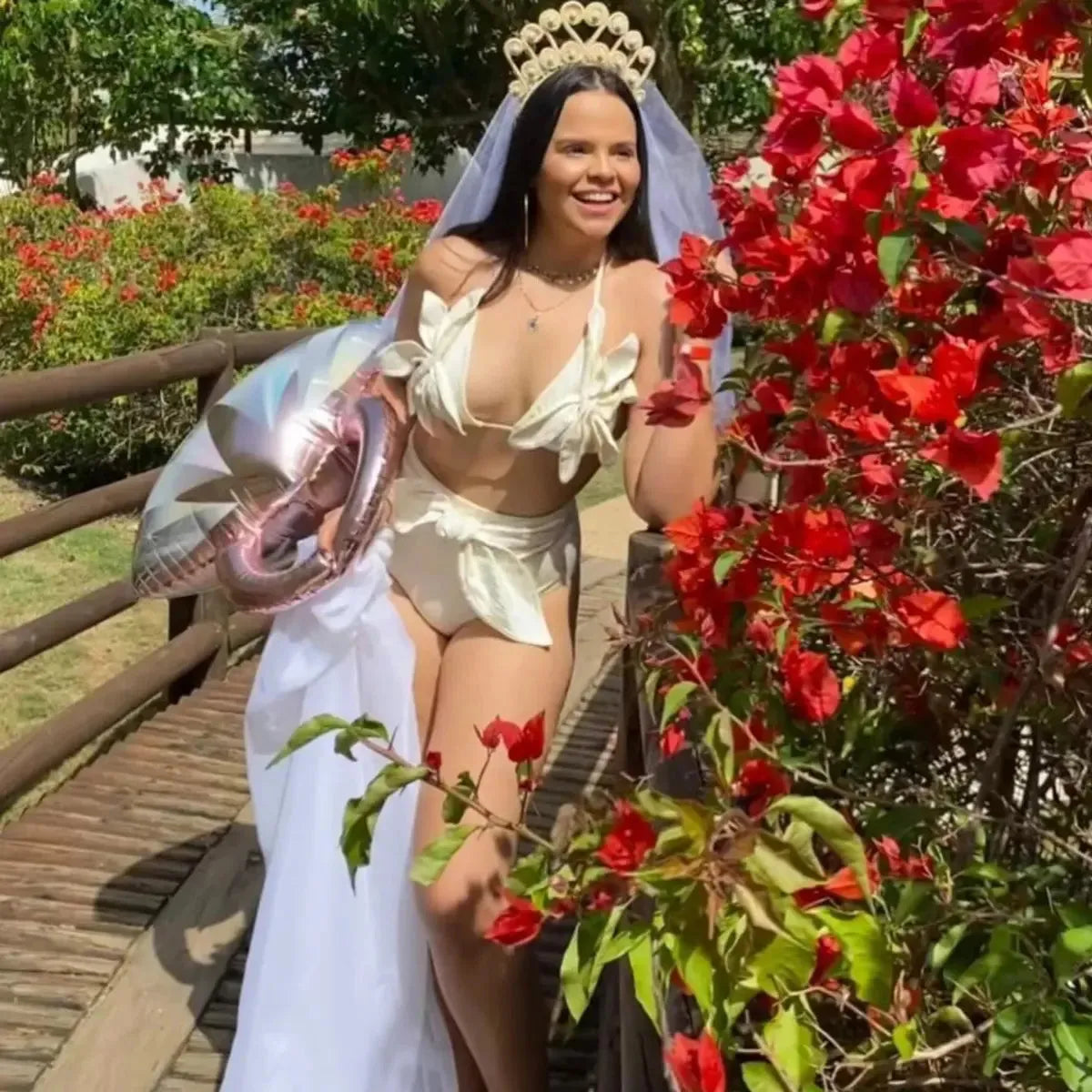 Biquini-Feminino-Flora-Branco-Elegante-4