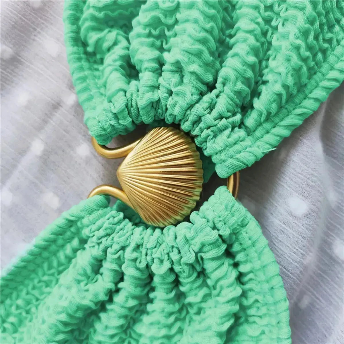 Biquini-Feminino-Vibrante-Verde-Claro-com-Cintura-Alta-4