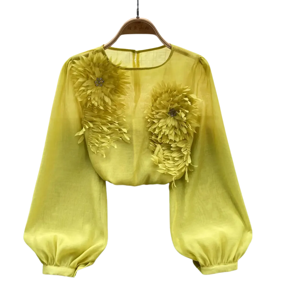 Blusa-Feminina-Manga-Longa-com-Flores-Elegantes-Amarela