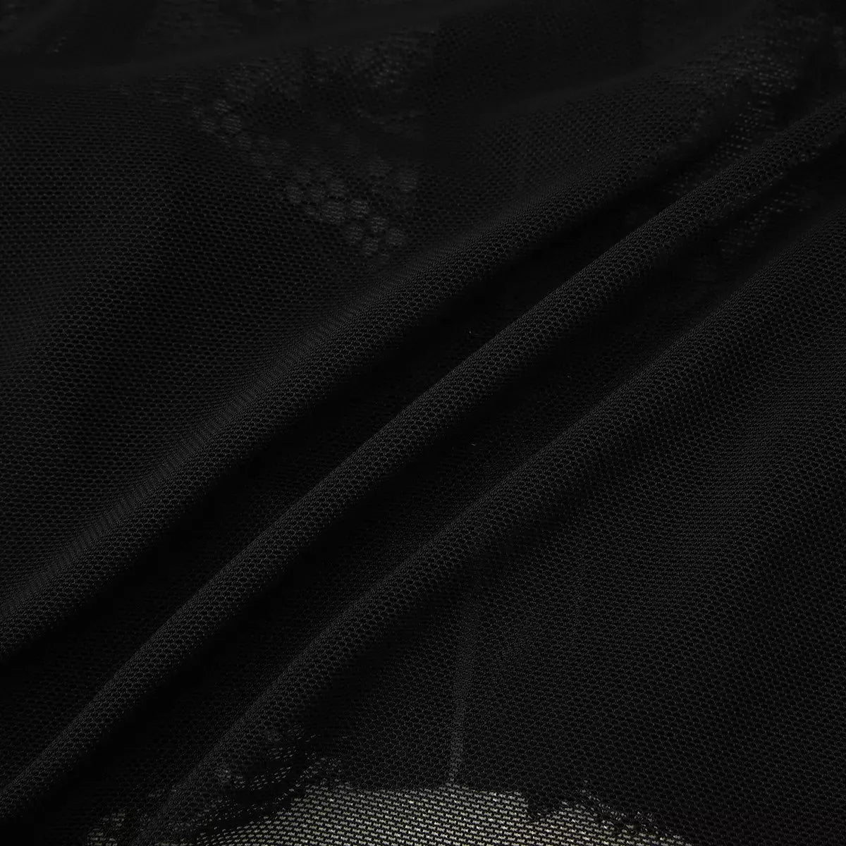 Blusa-Manga-Longa-Feminina-de-Renda-Preta-15