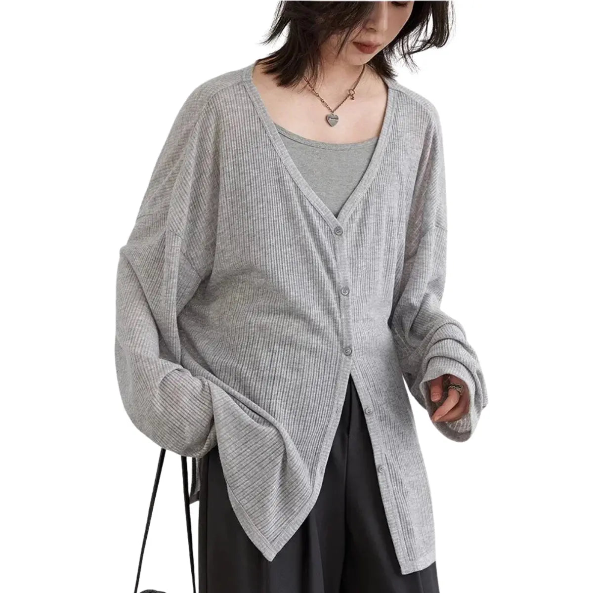 Cardigan-Feminino-Maison-Elegante-em-Tricot-Leve-Cinza-Mescla-5