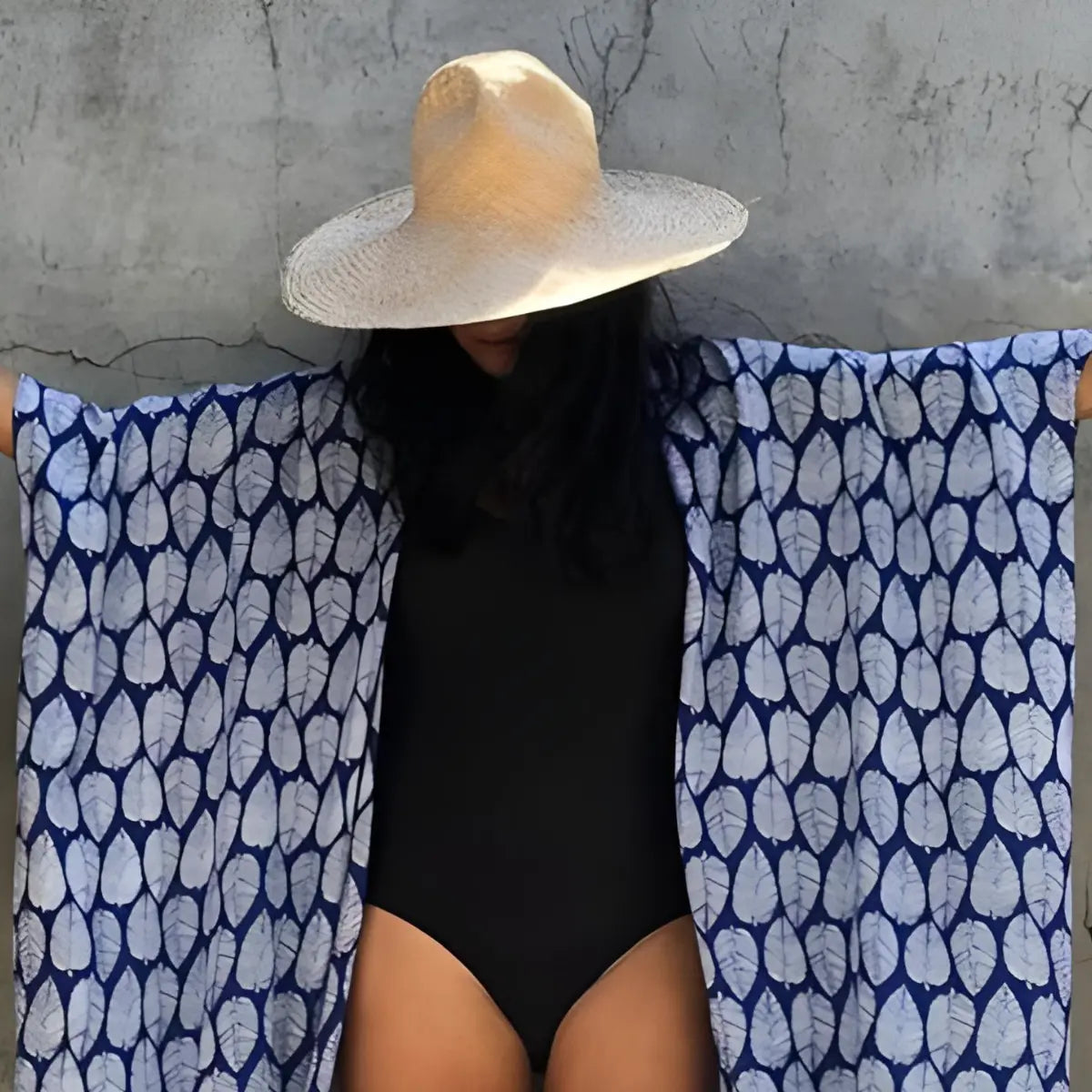 Saida-de-Praia-Riviera-Elegance-Azul-Safira-Botanica-2