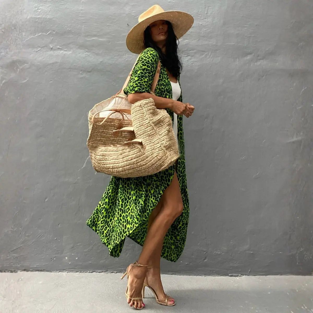 Saida-de-Praia-Riviera-Elegance-Verde-Neon-Couture-2