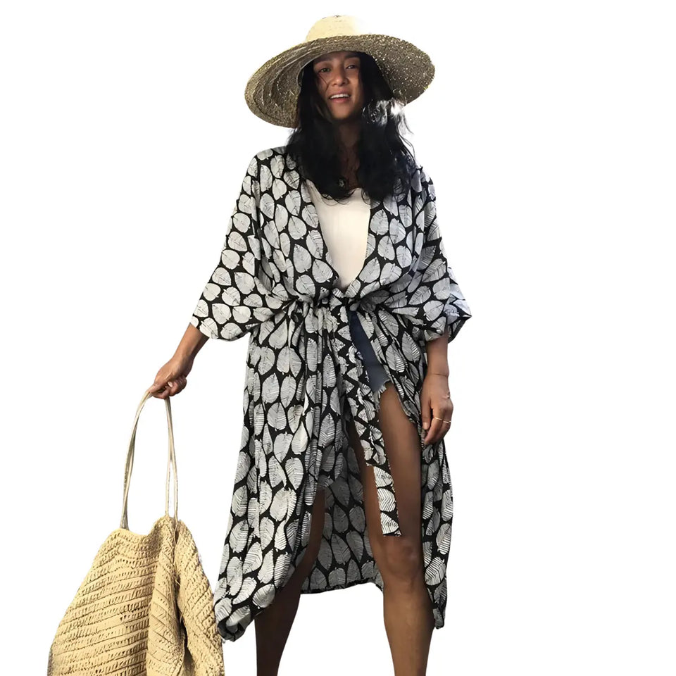 Saida-de-Praia-Riviera-elegance-Folhagem-Monochrome