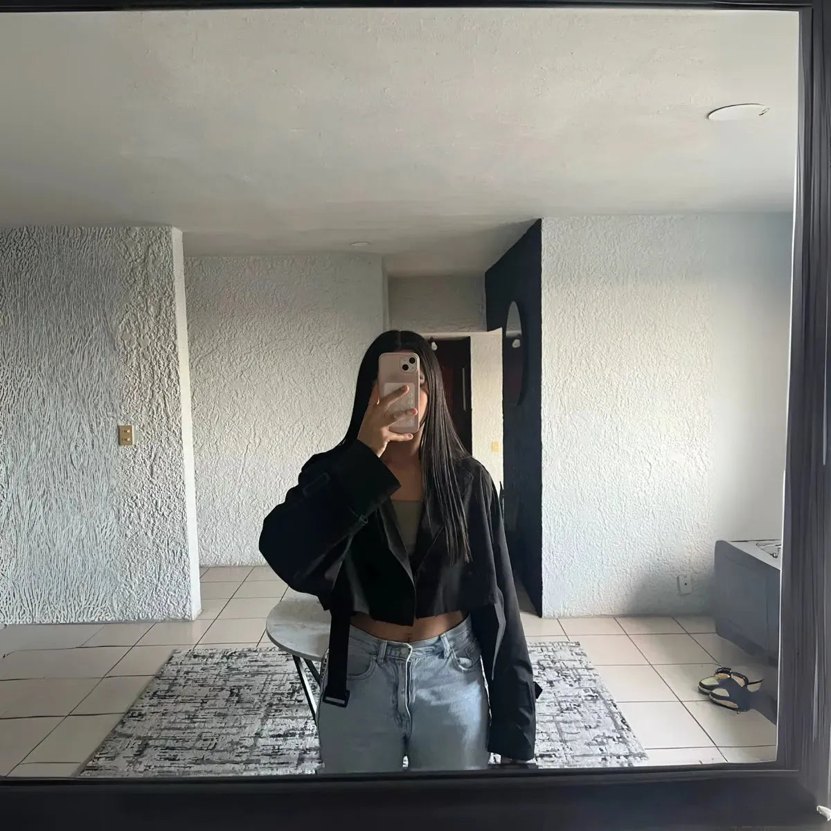 Trench-Coat-Feminino-eclat-Preto-Cropped-com-Cinto-2