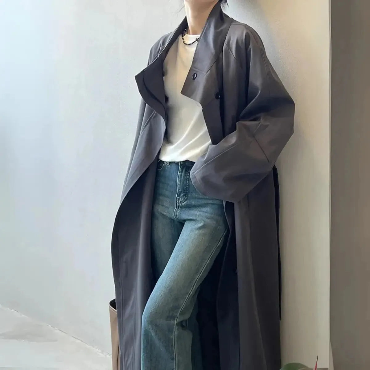 Trench-Coat-Noir-elegance-Feminino-Cinza-Sofisticado-2